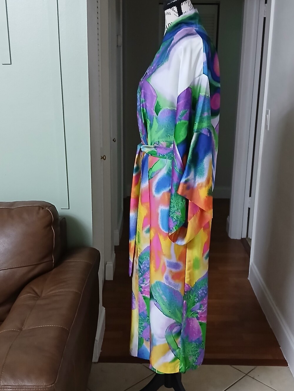 Natori Multicolor Kimono Robe & Slip Dress Matching Set - Picture 3 of 10